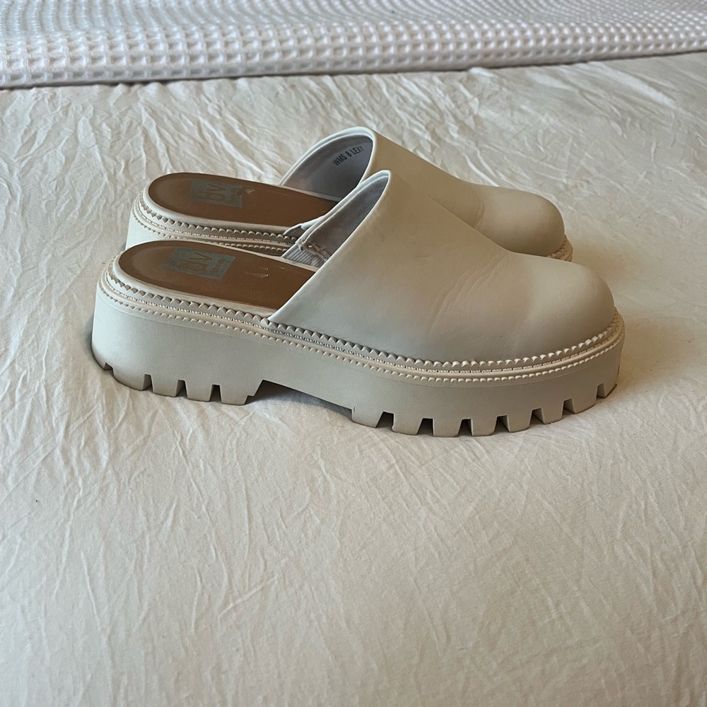 Dolce Vita Lexy Platform Clog